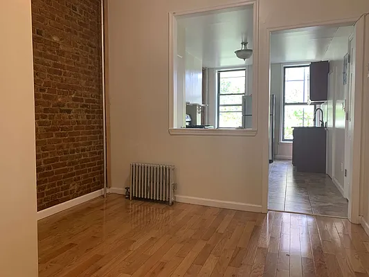 Rented by Bedford Realty USA Corp | media 13