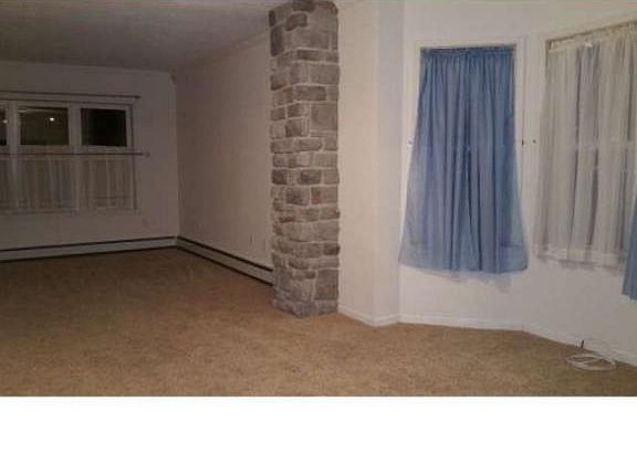 4th image of 120 E Hancock St