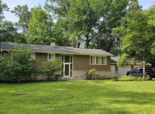 2583 Hazelwood Ln, Green Bay, WI 54304