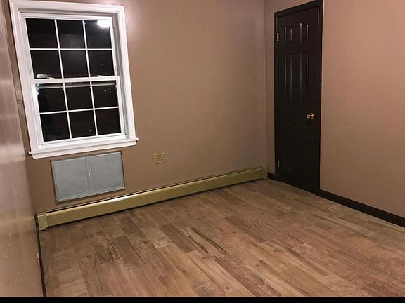 4th image of 13944 182nd St