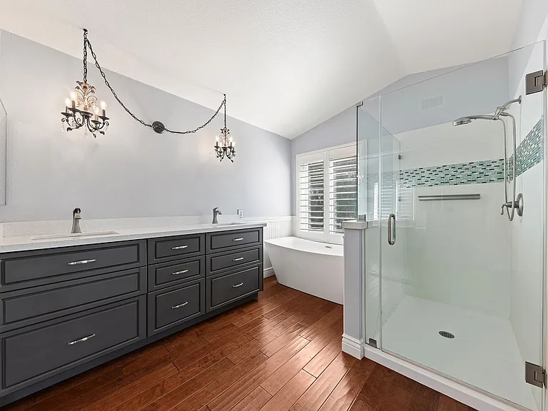 5953 Park Crest Dr — Photo 16