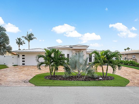 5th image of 680 NE Harbour Drive