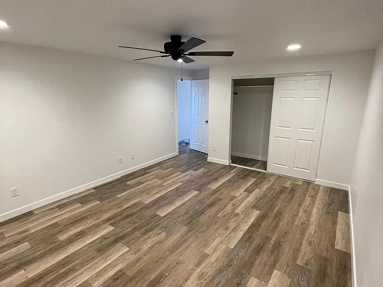 345 W 600 N — Photo 10
