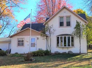 809 Sunnyside Ave, Valley Springs, SD 57068