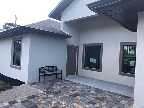 Entry/ unit A