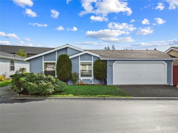 22137 SE 241st Place, Maple Valley, WA 98038