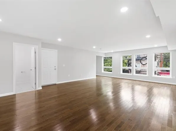 45 Franklin Street image 7 of 23