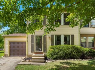 8823 Creve Coeur Ln, Powell, OH 43065