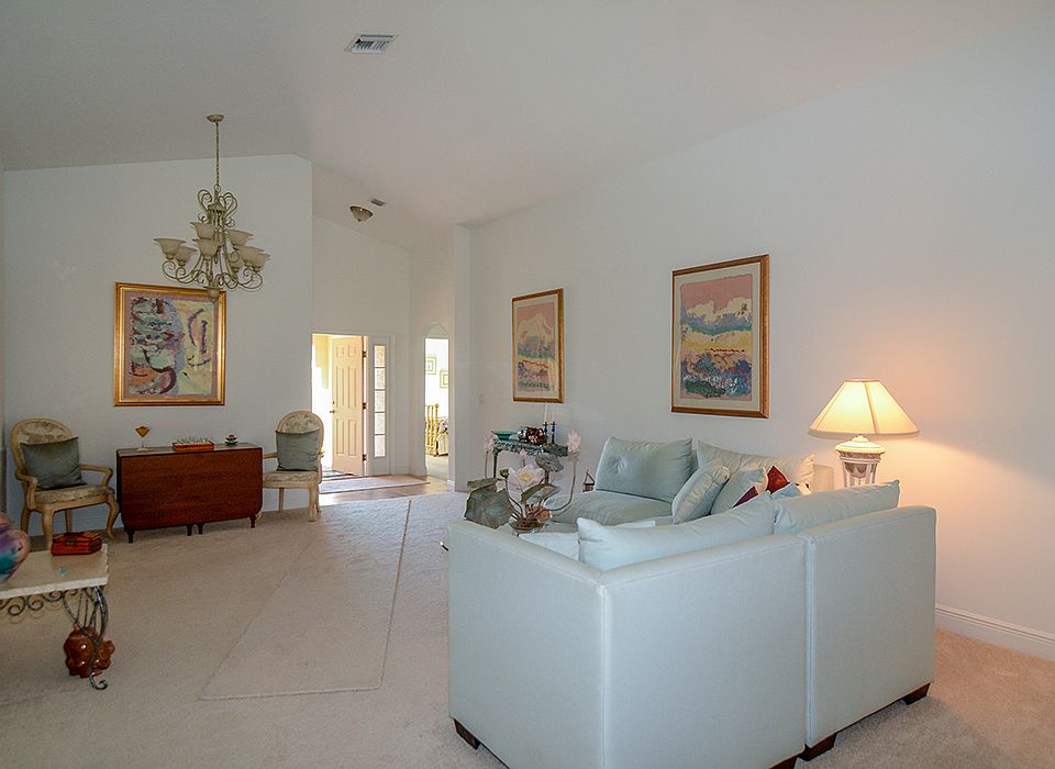 2nd image of 9316 Windrift Cir #B5fpl9