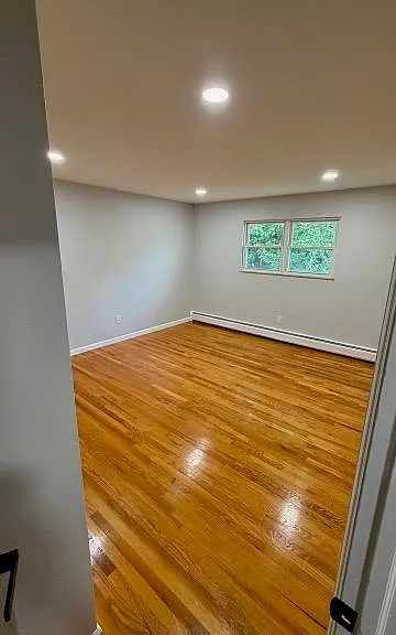716 Jefferson Ave #2 — Photo 4