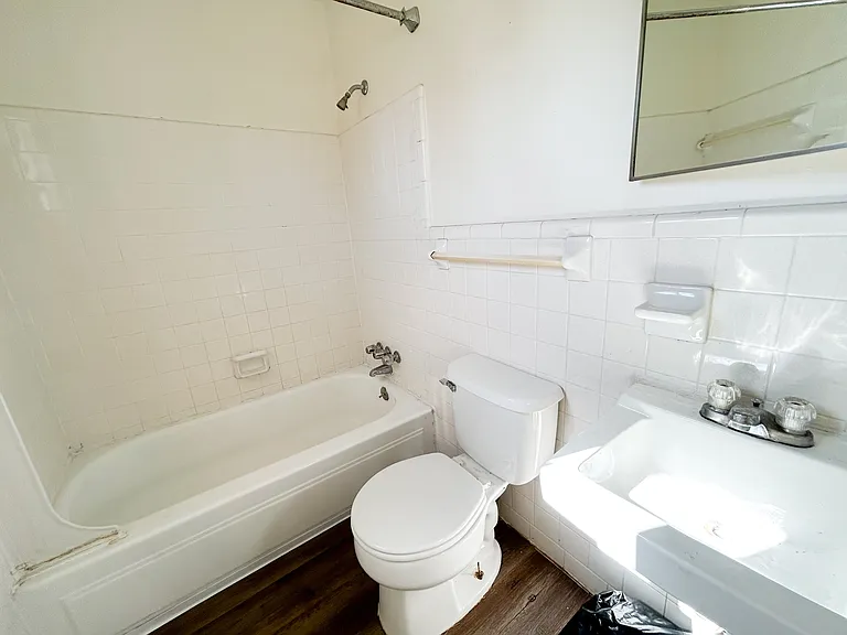 2014 Linden Ave #6 — Photo 6