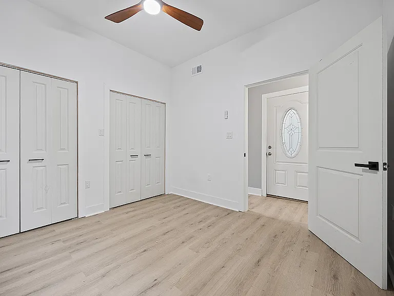 Bedroom 1 of 3 (Master with en suite bathroom)
