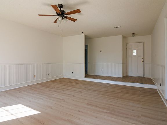 3rd image of 2311 Lowndes Dr