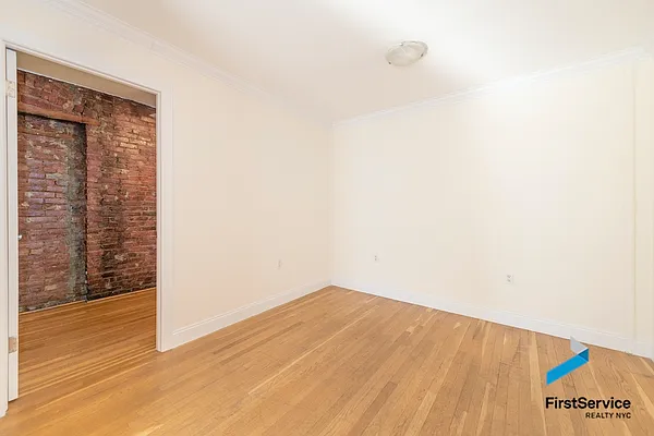 Rented by FirstService Realty (legacy) | media 14