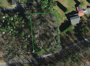 1070 Lakewood Dr, Newton, NC 28658