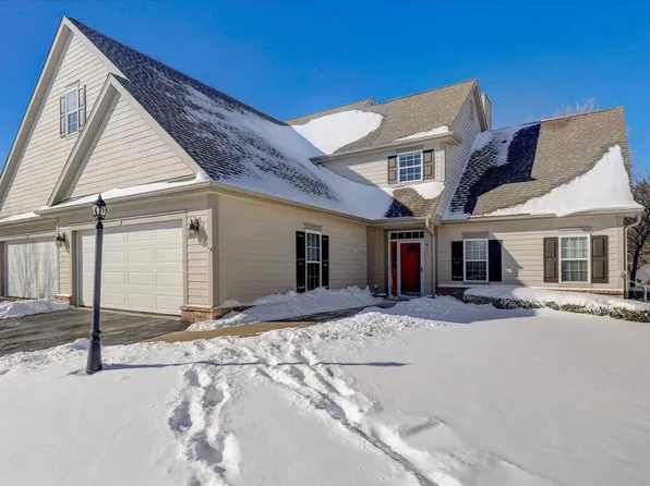 411 Cobblestone COURT, Slinger, WI 53086