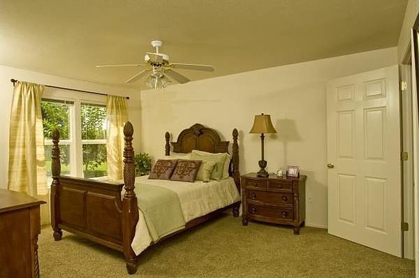 1st image of 5038 Wilder Dr