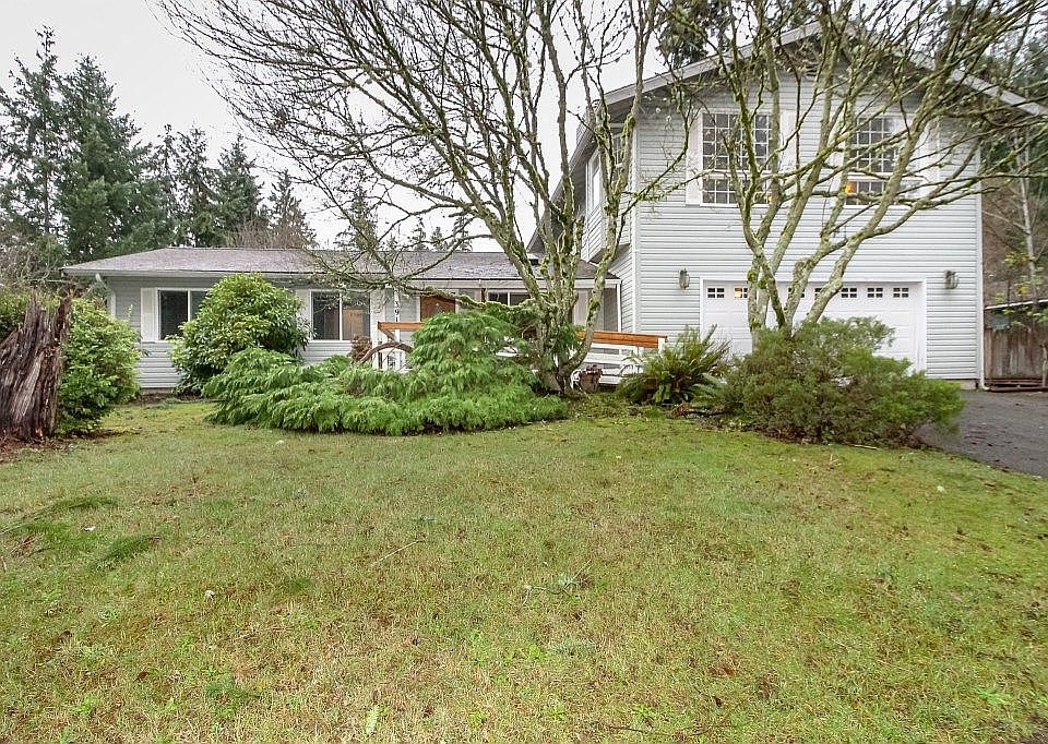 1st image of 393 Fir Acres Dr NW