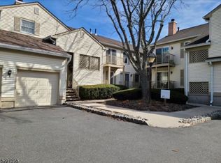 117 Jamestown Rd, Basking Ridge, NJ 07920