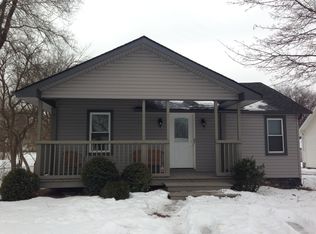 3748 Oakview Rd, Waterford, MI 48329