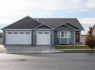 5403 W 32nd Ave, Kennewick, WA 99338