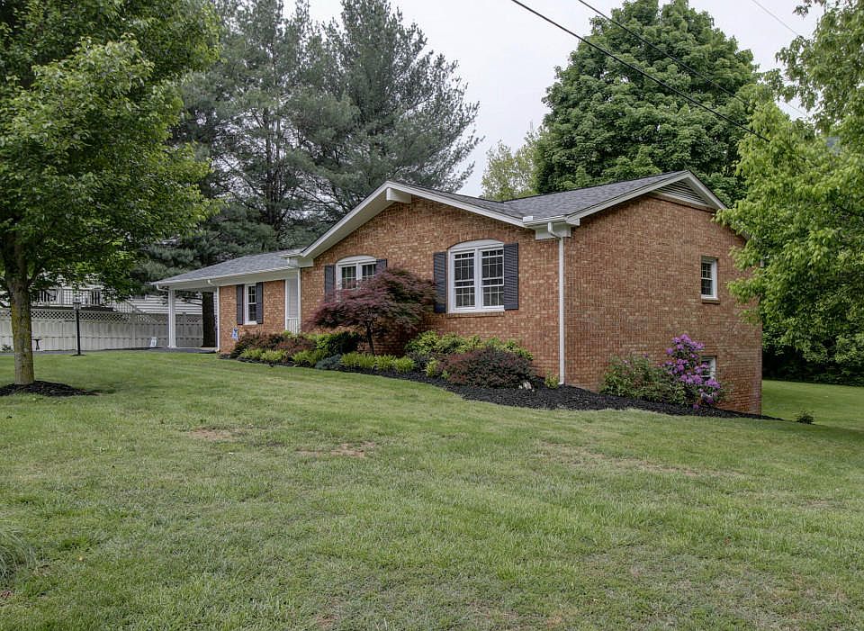 1st image of 249 Harvest Ln