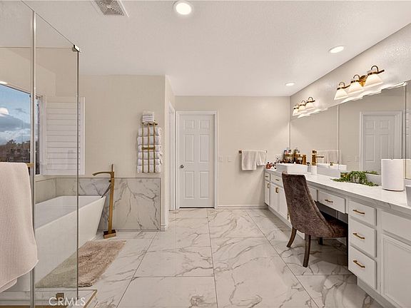 5th image of 17388 Hawkwood Dr