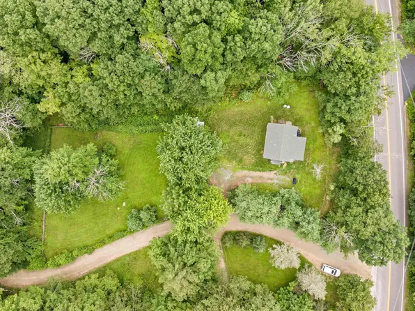 1 Whites Grove Road, Nottingham, NH 03290