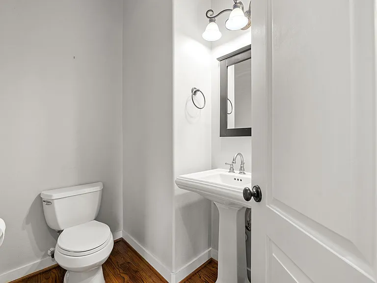 1448 Nashua St #B — Photo 14