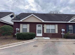 242 Katelyn Cir, Warner Robins, GA 31088