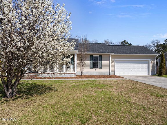4th image of 115 Laredo Drive