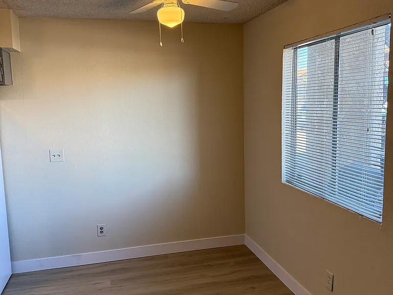 4241 Edmond St #A — Photo 13