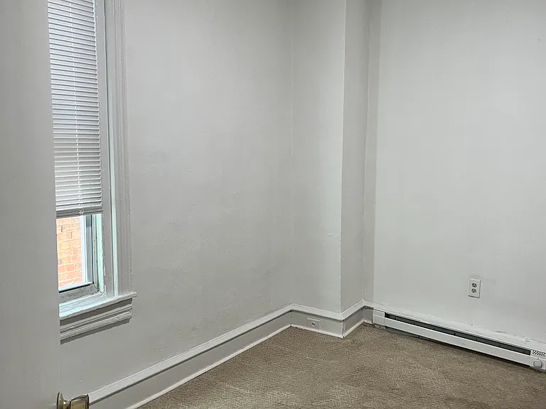 4946 N Broad St #3F — Photo 14