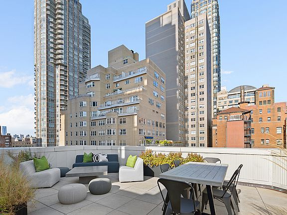 2nd image of 210 E 63rd St APT 14A