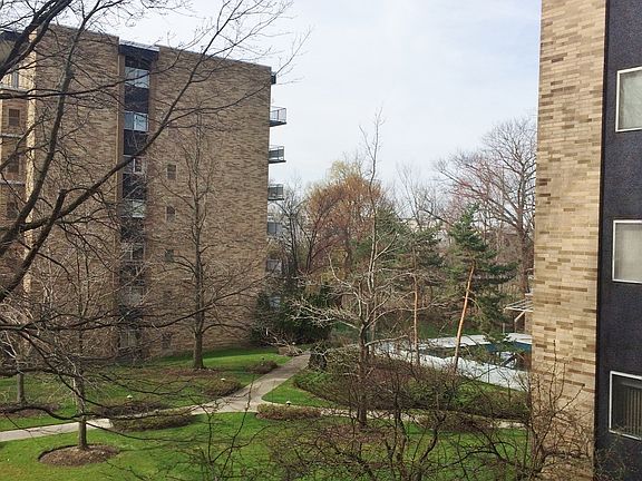 5th image of 2112 Acacia Park Dr APT 305