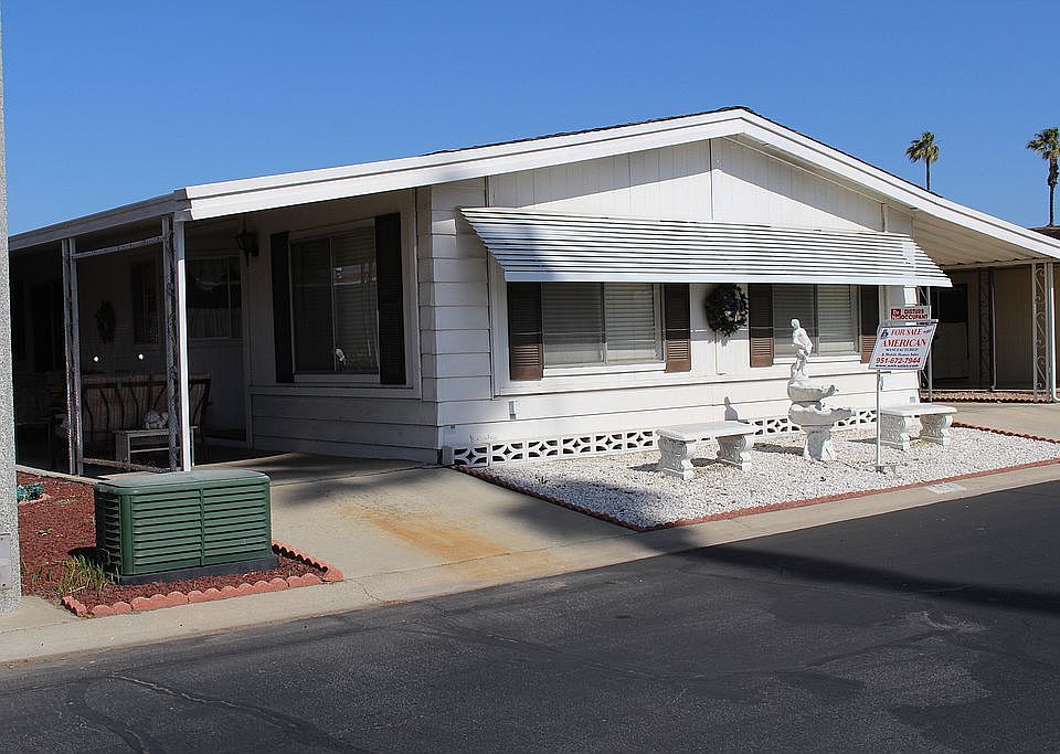 1st image of 601 N Kirby St Space 454