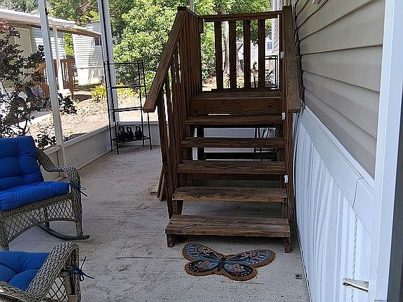 4th image of 5213 Liliput Ln