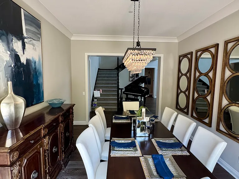Dining Room for 8 family and friends.