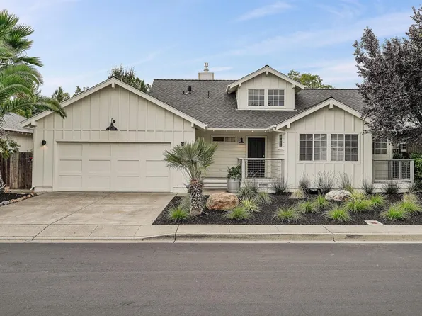 1905 Emerald Dr, Calistoga, CA 94515