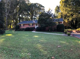 18 Colonial Dr, Lexington, NC 27292