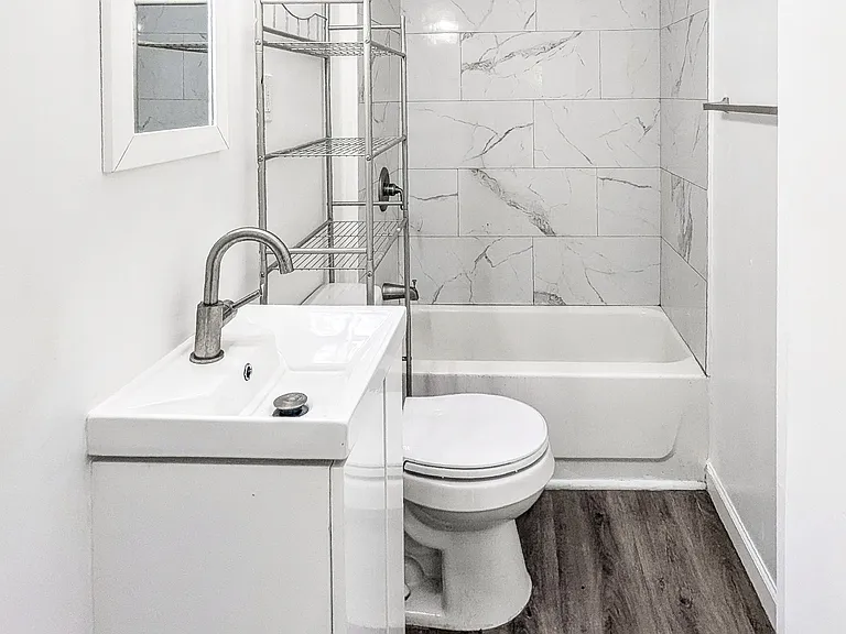 700 Shull St — Photo 11