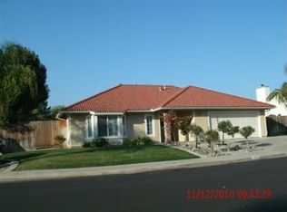 1086 Carolina Ave, Clovis, CA 93611