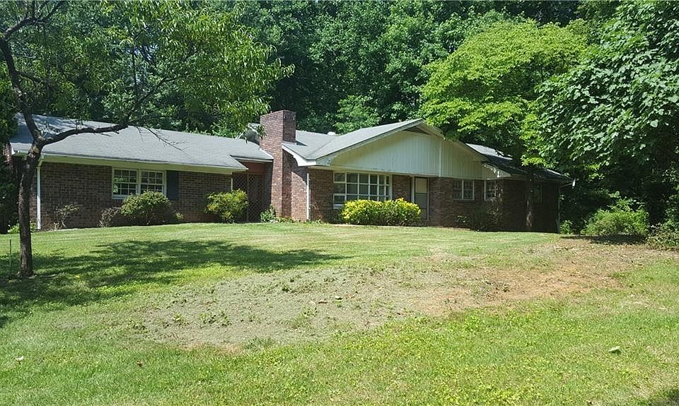 1st image of 1256 E Piedmont Rd