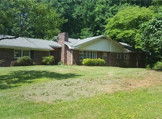 1256 E Piedmont Rd, Marietta, GA 30062