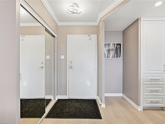 4th image of 301 Frances Ave #705