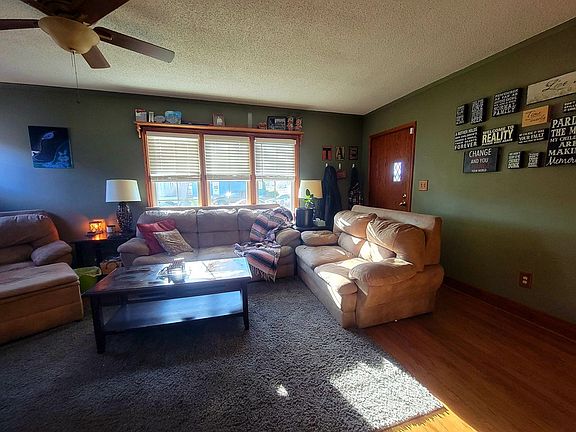 2nd image of 1835 N Kruse Ave