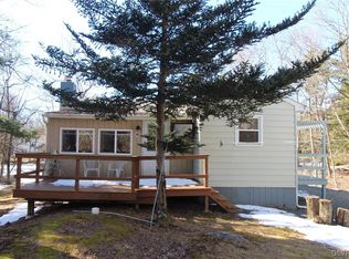 237 Birch Dr, Blakeslee, PA 18610