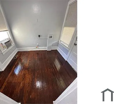 130 E 5th St — Photo 17