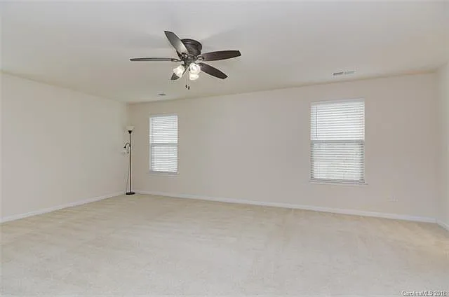 5620 Selkirkshire Rd — Photo 23