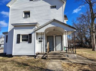 1100 S 13th St #1, Springfield, IL 62703